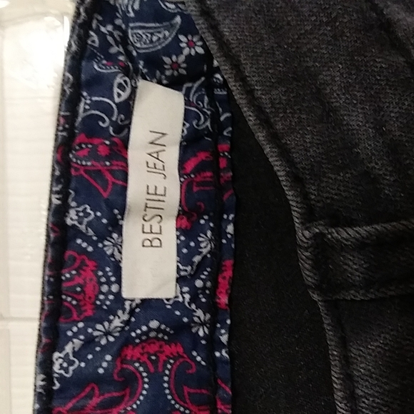 JEANS w/RED STITCHED in ROSES - Picture 6 of 8